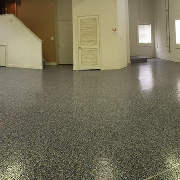 Residential Decorative Chip Epoxy Garage Floor