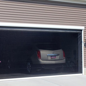 Retractable Screens for Your Garage Door