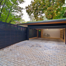 https://www.houzz.com/photos/rosedale-park-modern-garage-toronto-phvw-vp~5089525