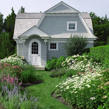 Shingle Style on the Bay