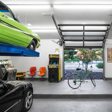 Contemporary Garage