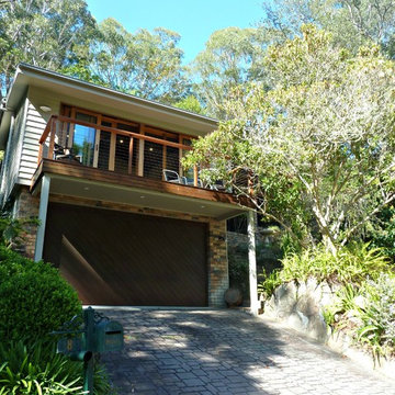 Teenage retreat "treehouse"