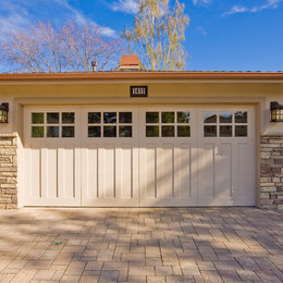 https://www.houzz.com/hznb/photos/traditional-carriage-house-garage-door-on-ranch-home-craftsman-garage-san-francisco-phvw-vp~160358