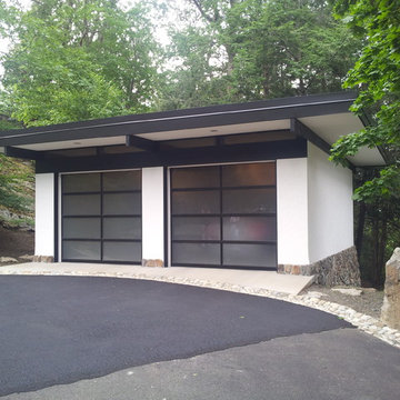 Tuxedo Park Garage