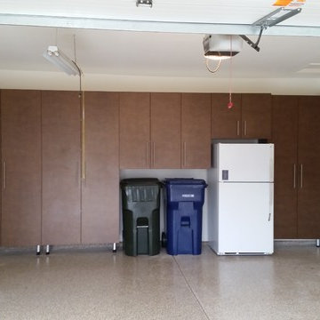 Windswept Bronze Cabinets and Maple Slatwall System in Orland Park, IL