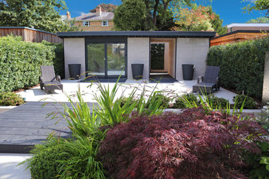 Inspiration for a contemporary garden shed and building in Oxfordshire.