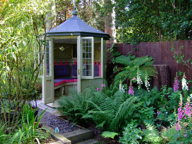 Eclectic Garden Shed and Building by Garden Affairs Ltd