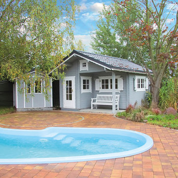 Garden Rooms / Log Cabins