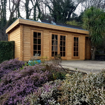 Garden Rooms / Log Cabins