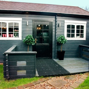 Inspiration för mellanstora shabby chic-inspirerade fristående kontor, studior eller verkstäder