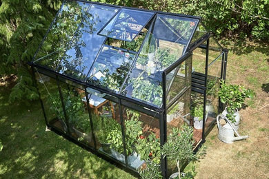Mittelgroßes, Freistehendes Modernes Gartenhaus in West Midlands