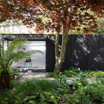 Studio / workshop shed - contemporary detached studio / workshop shed idea in London