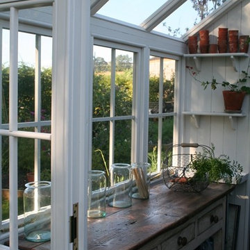 Posh shed with Greenhouse