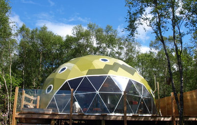 Houzz Tour: Ecofriendly 'Glamping' Dome in Scotland
