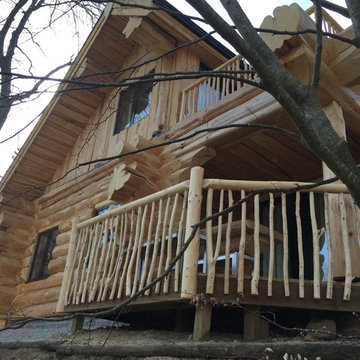 Scottish Log Cabin- balustrade of decking