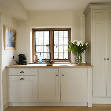 Small Entertaining Kitchen