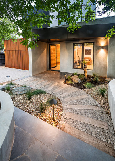 Contemporary Garden by Bayon Gardens