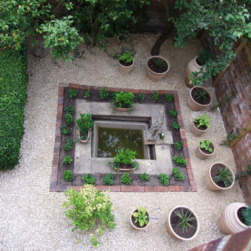 Appledore courtyard garden planted