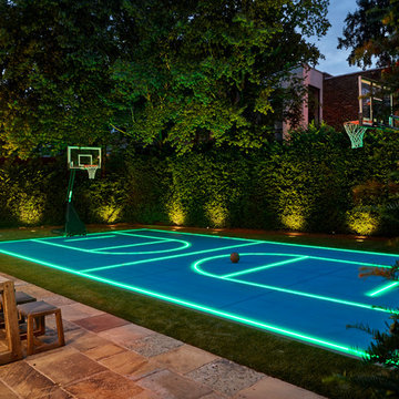 Basketball courtyard