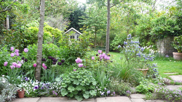 American Traditional Garden by London Garden Designer
