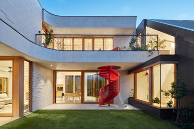 Contemporary garden in Melbourne.