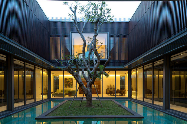 Contemporary Garden by Wallflower Architecture + Design