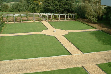 Inspiration for a classic garden in Kent.