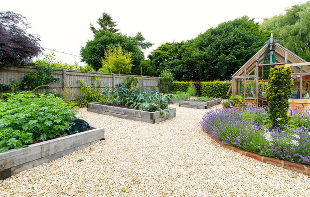 Landhausstil Garten by Oxford Garden Design
