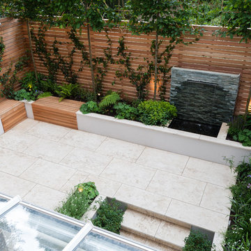 Contemporary Courtyard with Water Feature
