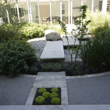 Contemporary Japanese Style Garden
