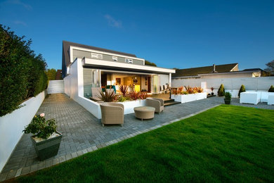 Photo of a contemporary garden in Channel Islands.