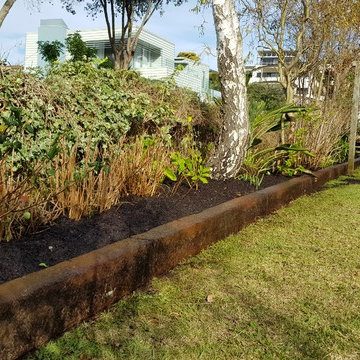 Cottage Garden Raised Garden Beds