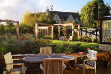 Design ideas for a contemporary garden in Wiltshire.