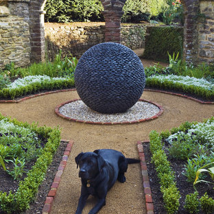 Idee per un giardino formale design in cortile