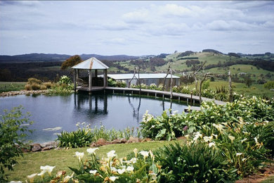 Farmhouse garden in Canberra - Queanbeyan.