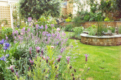 Photo of a garden in Oxfordshire.