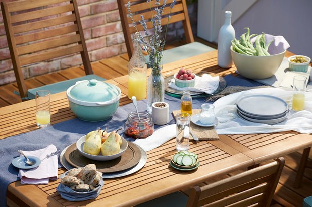 コンテンポラリー 庭 Garden Party, outdoor dining & table-top ideas