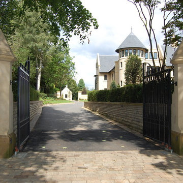Gates designed by Barnes Walker Landscape Architects, Manchester