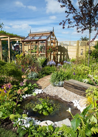 Classique Jardin by Tracey Parker Landscape Design Ltd