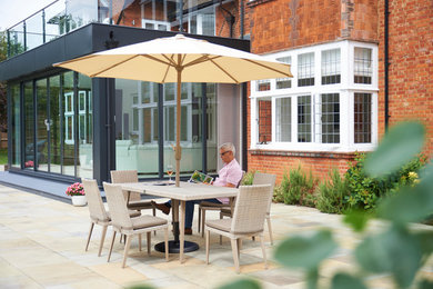 Intimate Outdoor Dining - Hampstead Dining Collection