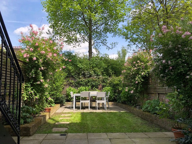 Transitional Garden by The Bloomsbury Gardener