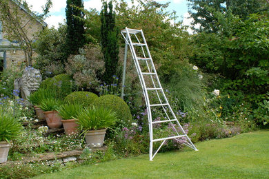 Design ideas for a rural garden for summer in Dorset.