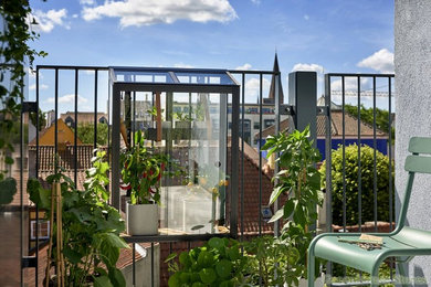 Design ideas for a modern garden in West Midlands.