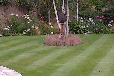ロンドンにあるトラディショナルスタイルのおしゃれな庭の写真