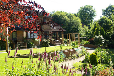 This is an example of a garden in Berkshire.