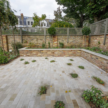 London Garden With Modern Paving