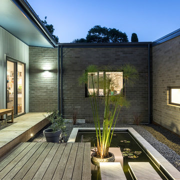 Lyneham House