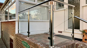 Mirror Polished Stainless Steel and Glass Balustrades