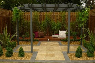 This is an example of a contemporary garden in Hertfordshire.