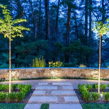 Retaining wall lighting